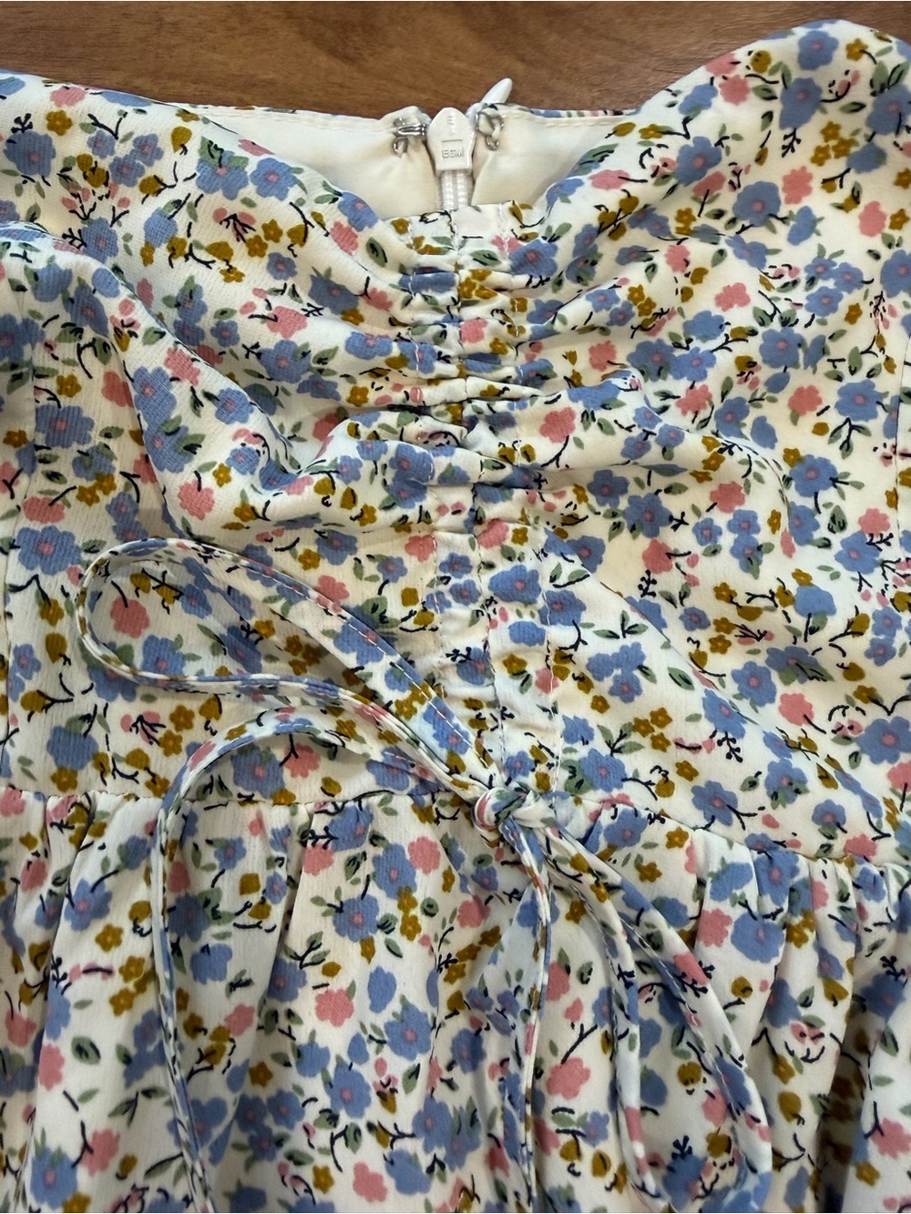 Lulu's White & Pastel Floral Puff-Sleeve Empire Waist Sundress Size Small - Picture 3 of 9